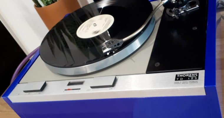Bruce’s Thorens TD125 upgrade with custom Iridescent Electric Blue plinth