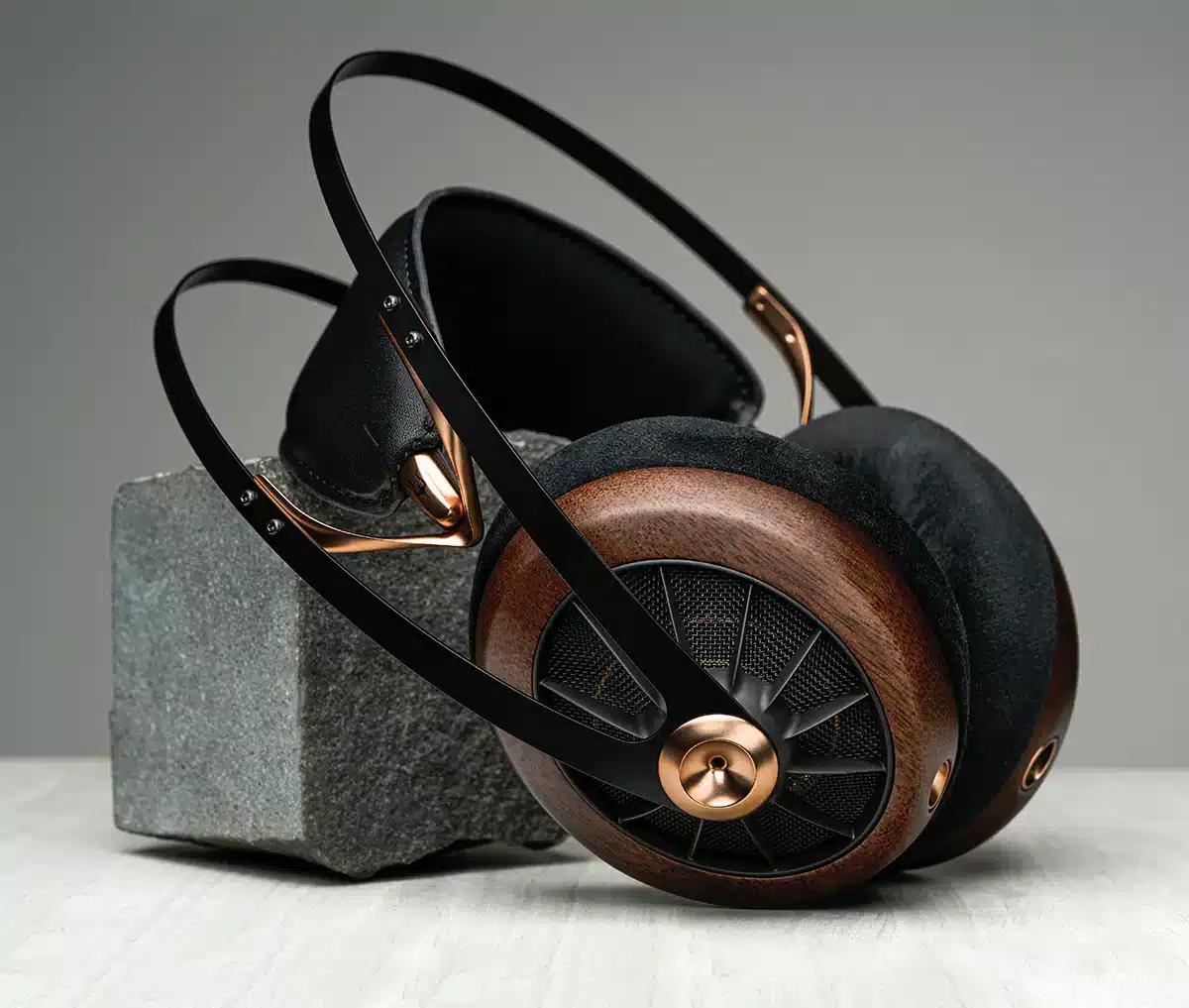 Meze 109 Pro Headphones Hifi Guru HiFi Experts in Adelaide